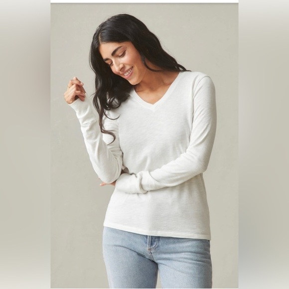 American Giant Tops - American Giant Premium Slub V-Neck Purple Tee Long Sleeve Supima Cotton,size L